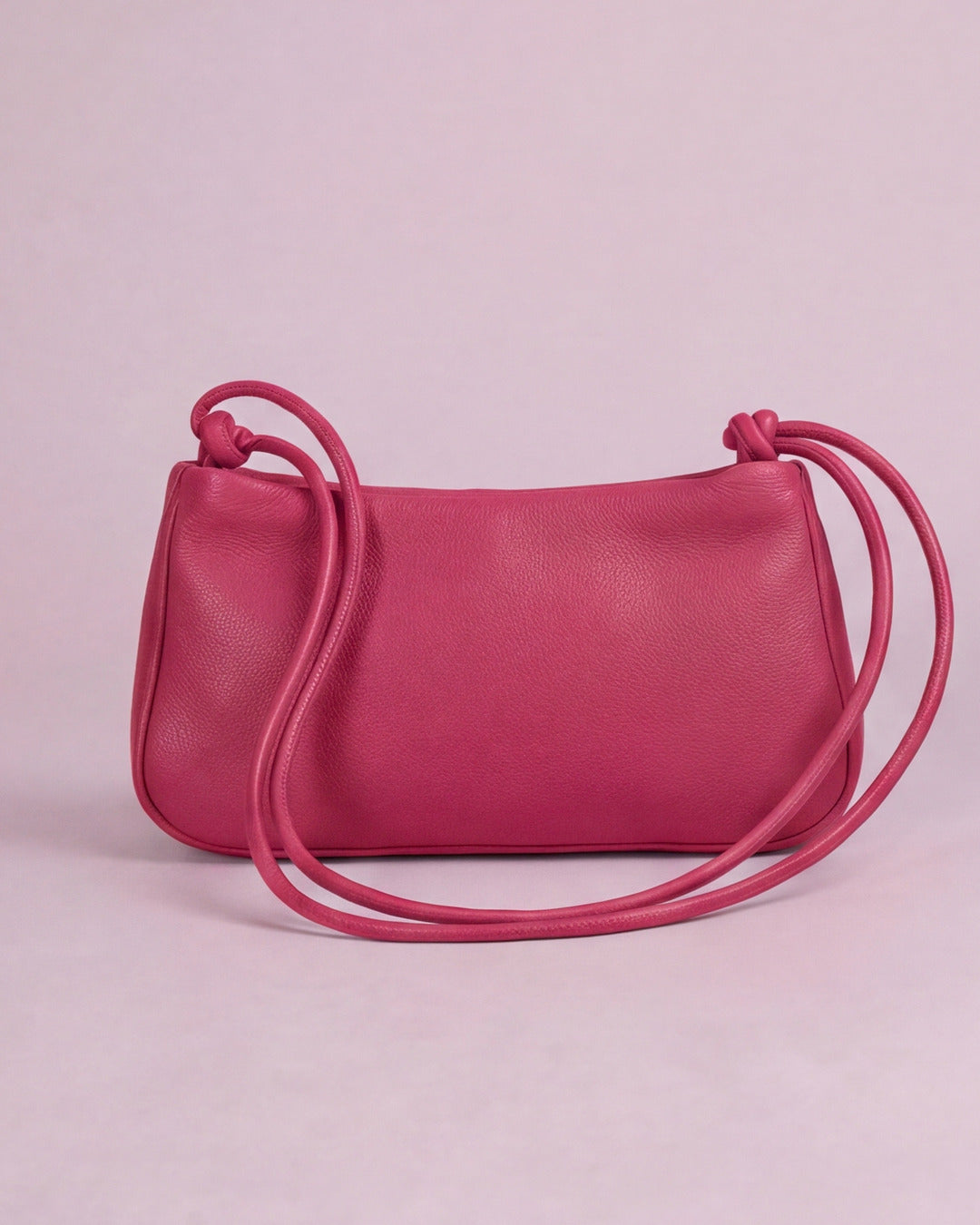 Loli - Bolso mediano con cordón en piel fresa — Labienhecha