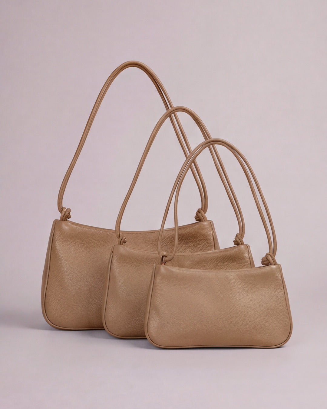 MariLoli - Bolso grande con cordón en piel arena oscuro — Labienhecha
