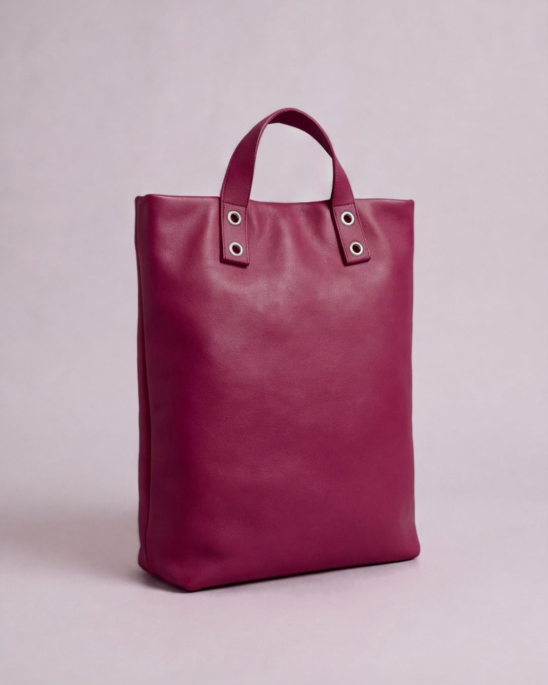 Mª Dolores - Mochila grande en piel frambuesa — Labienhecha
