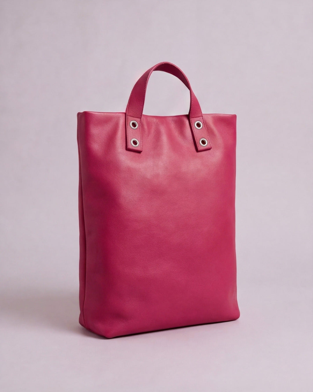 Mª DOLORES · Mochila grande en piel Fresa Hidro · Labienhecha