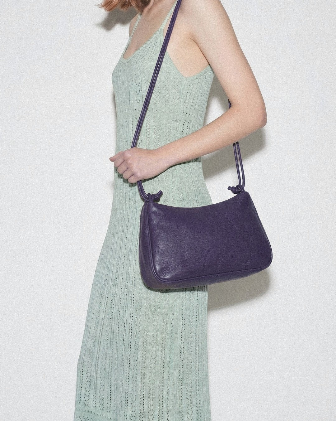 MariLoli - Large leather handbag with strap and multiposition carabiners
