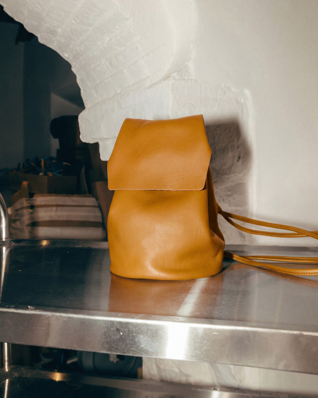 IRENE · LA BEBÉ · Mini mochila en piel Polen Hidro · Labienhecha