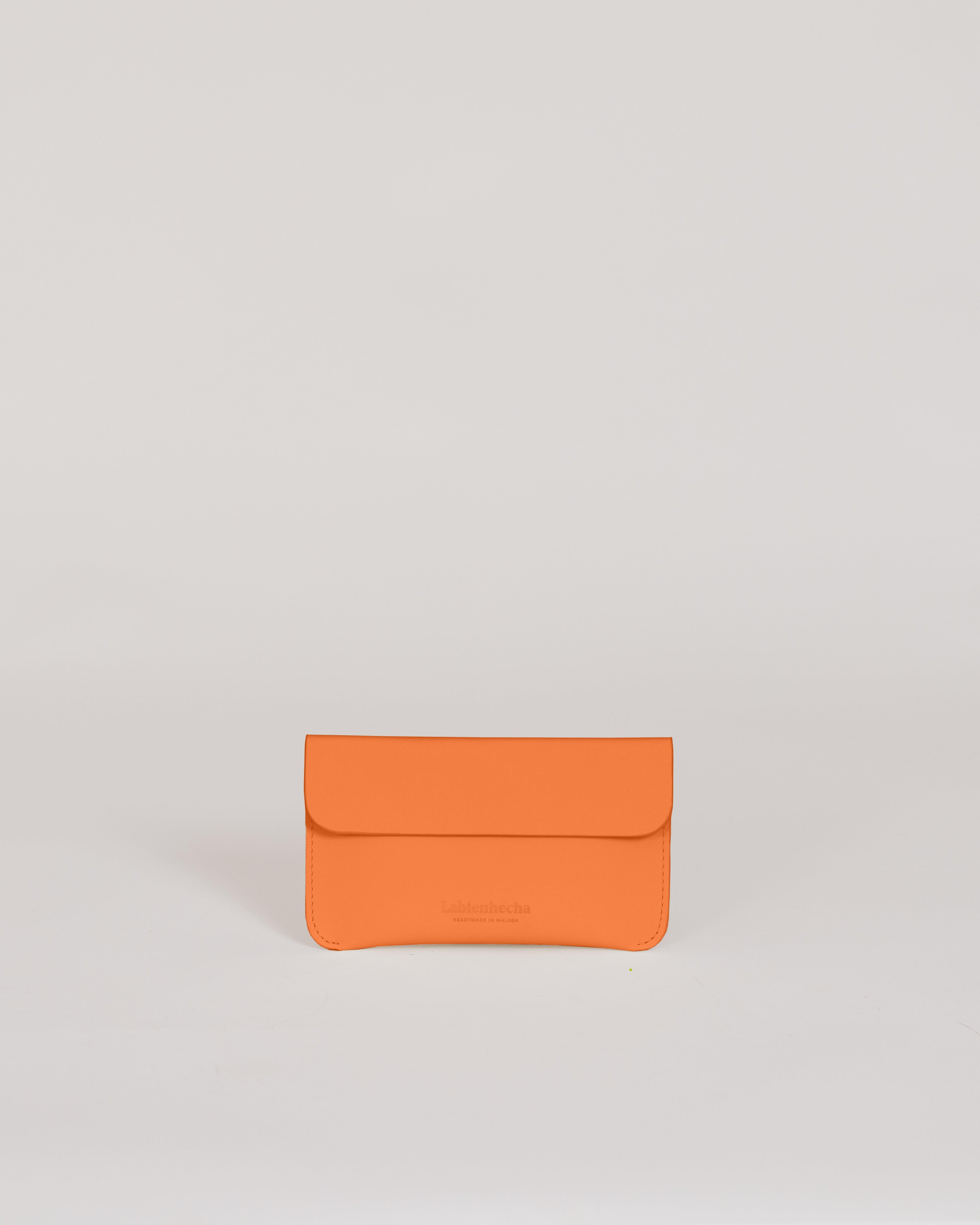 Nina 2G - Recycled Leather Handbag