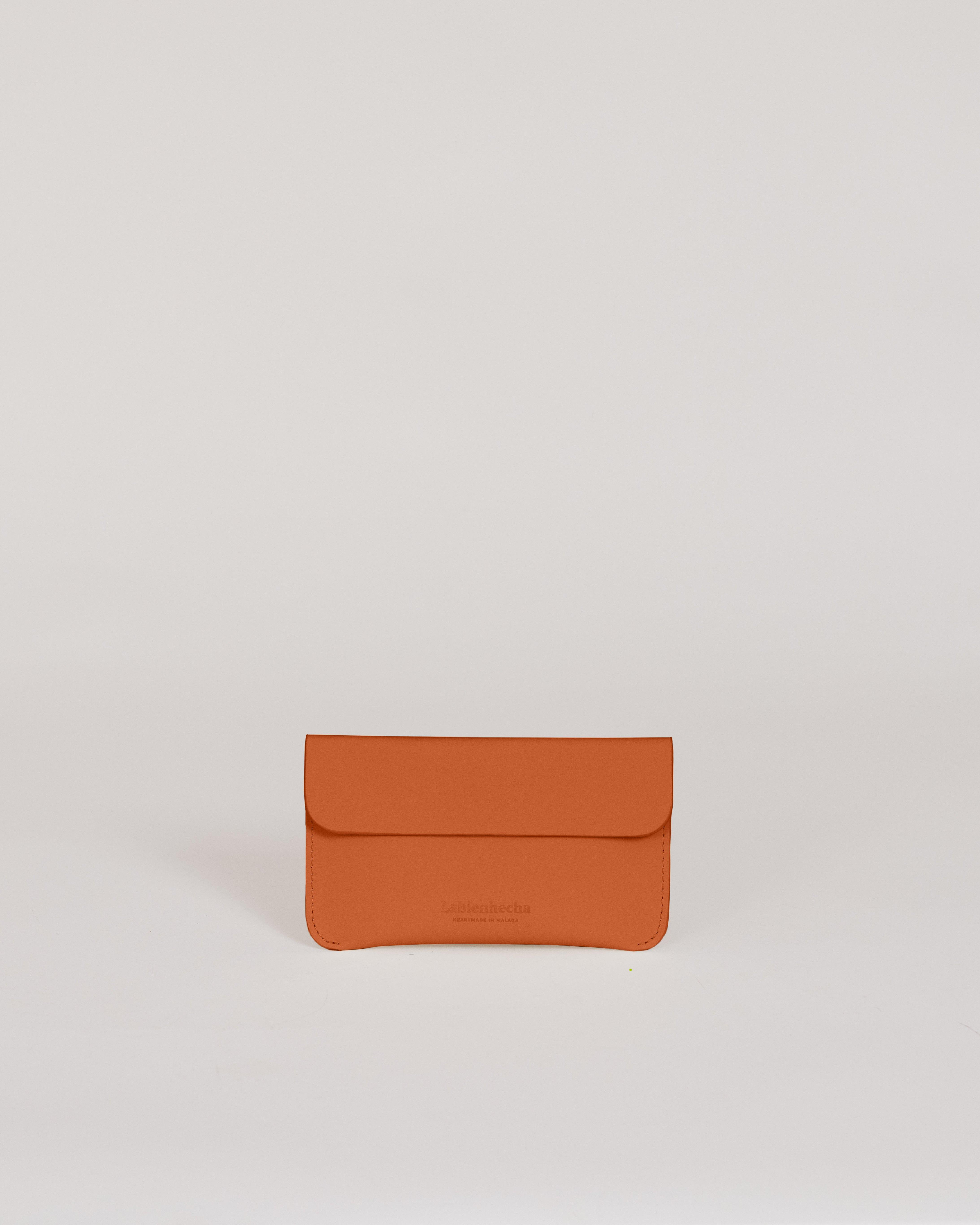 Nina 2G - Recycled Leather Handbag