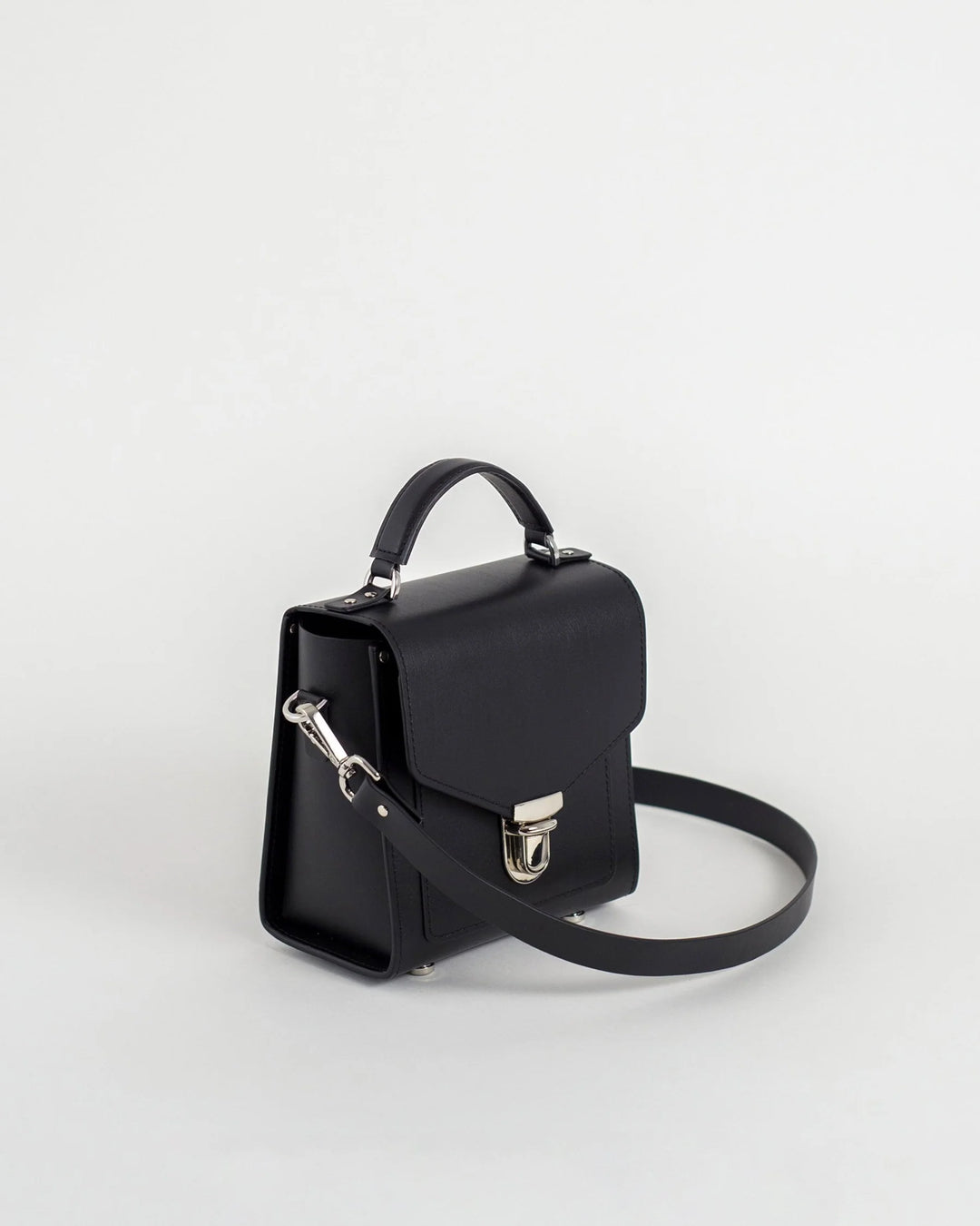 BOLSOS CON HISTORIA - Ramona La Chica